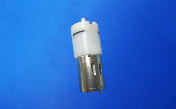 電動(dòng)微型真空水泵PYSP370A側(cè)面